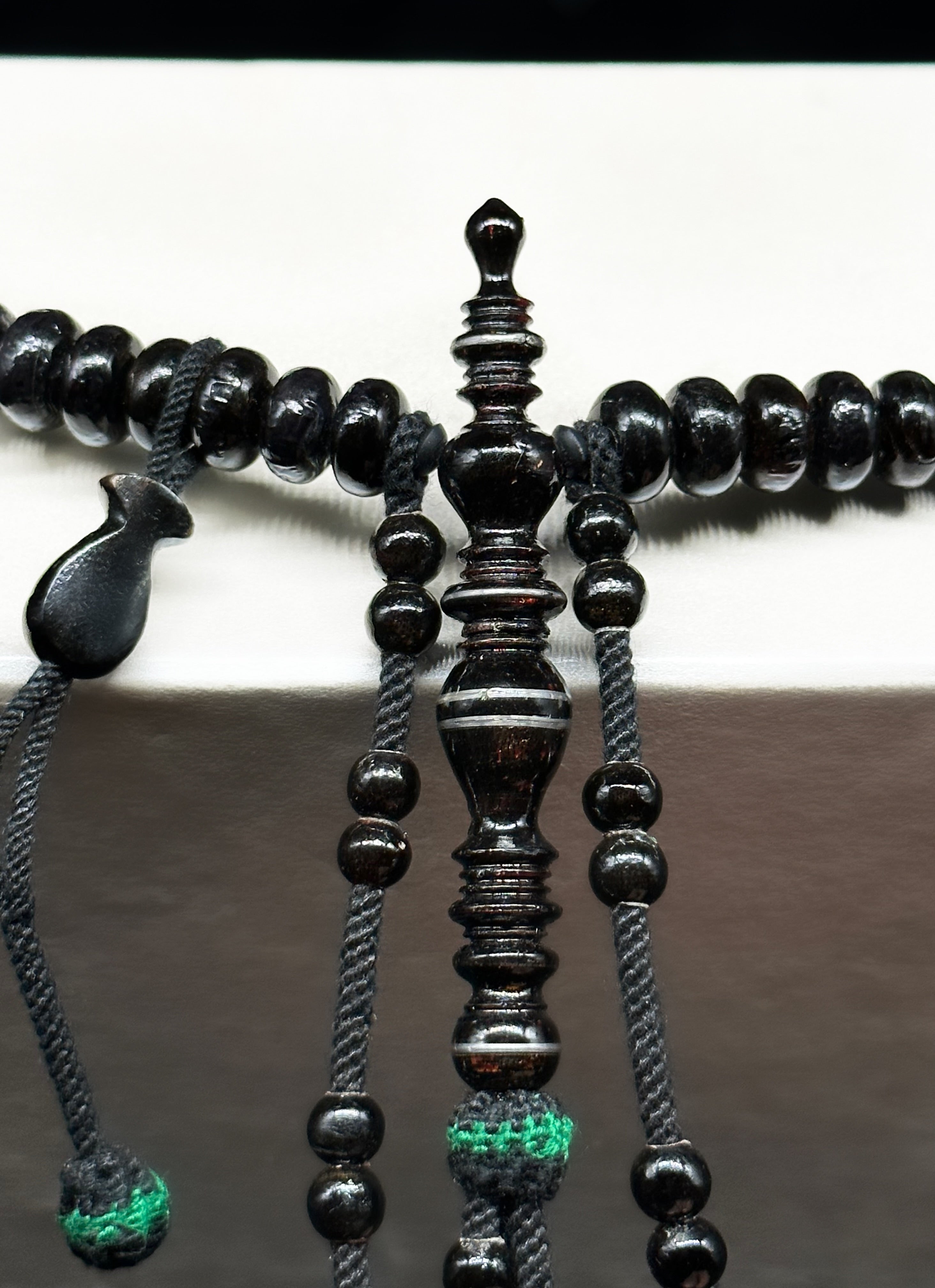 Pure Black Yusr Tasbih With Prophetic Sandal