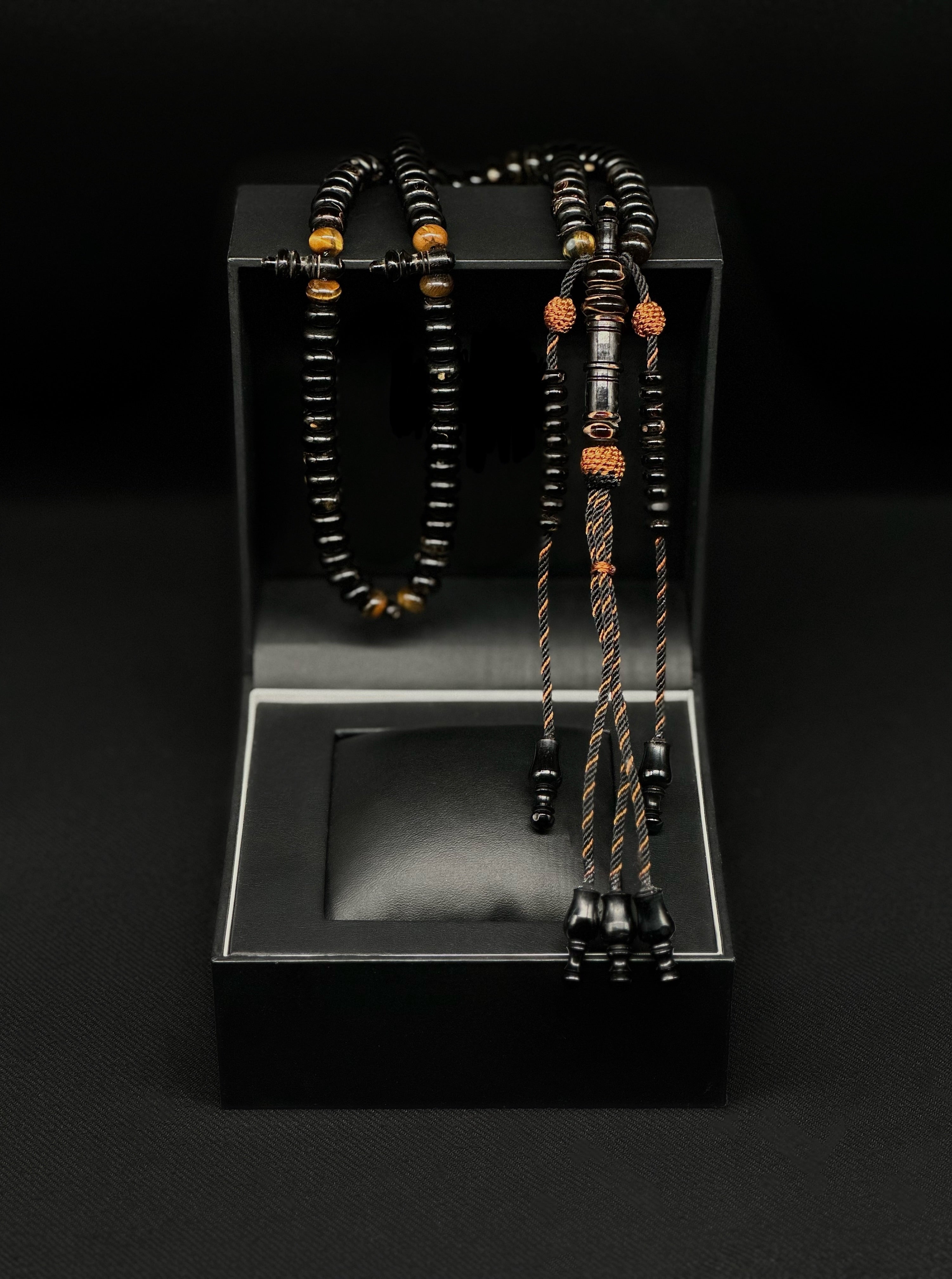 Pure Black Yusr x Tiger Eye Tasbih