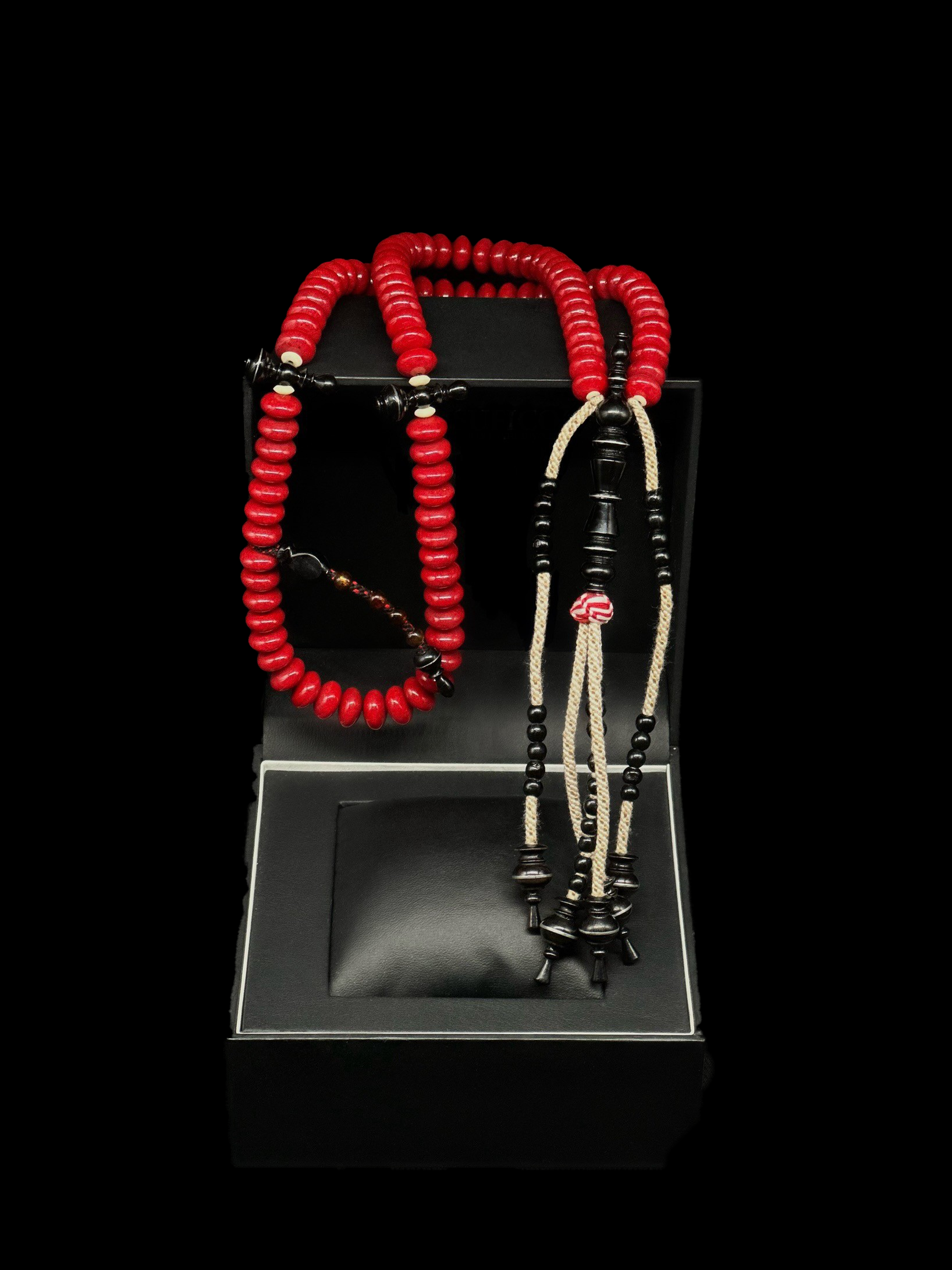 Red Marjan x Black Yusr Tasbih